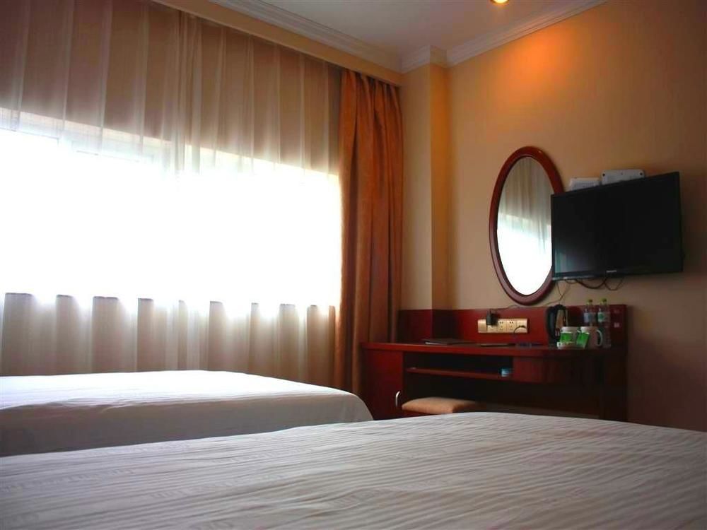 Greentree Inn Shanghai Wild Zoo Dachuan Freeway Express Hotel エクステリア 写真